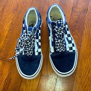 Vans. 5.5. Blue/white